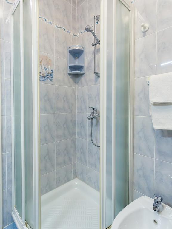 Apartment Ivana,Mali Maj Porec Exterior photo
